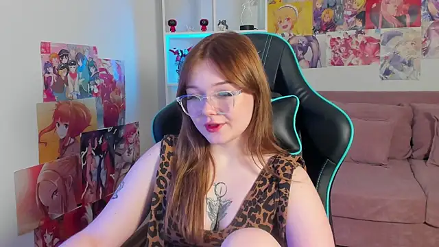 Онлайн чат XXX ElinaVale