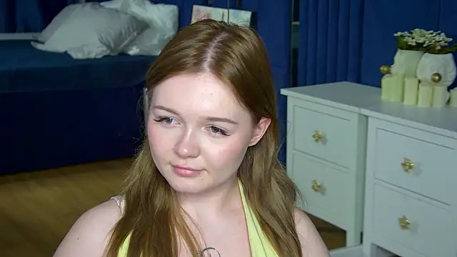ElinaVale's Live XXX Chat