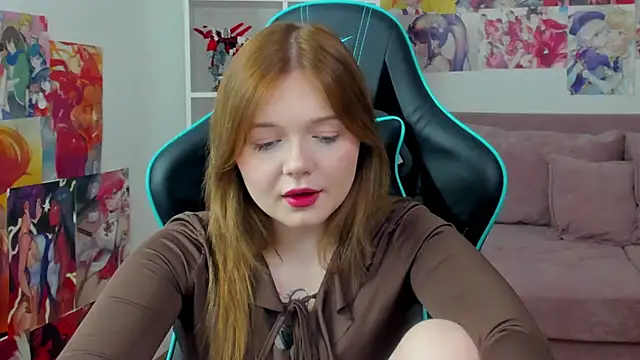 ElinaVale 现场XXX聊天