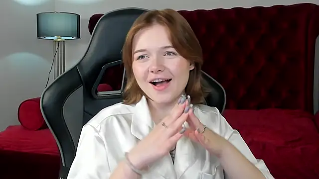 ElinaVale's Webcam Show