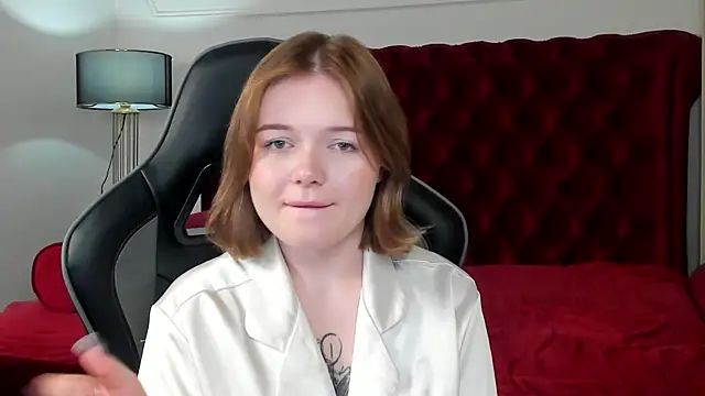 ElinaVale's Webcam Show