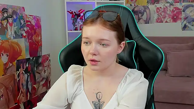ElinaVale's Live XXX Chat