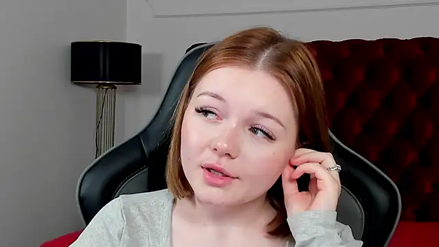 ElinaVale's Webcam Show