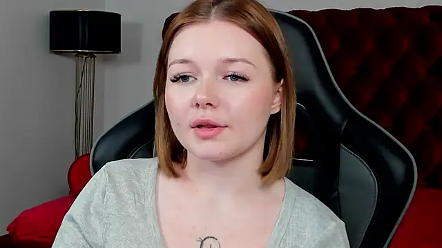 ElinaVale Шоу с уебкамера