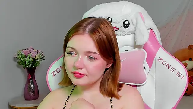ElinaVale – webcam-show