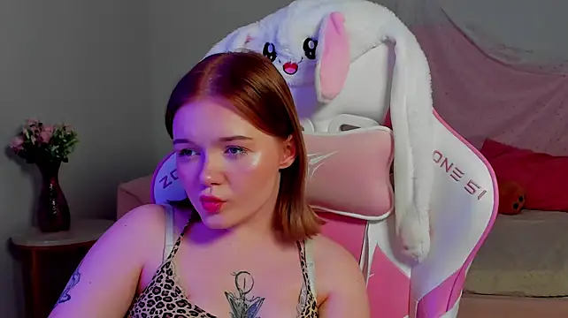 ElinaVale Webcam-Show