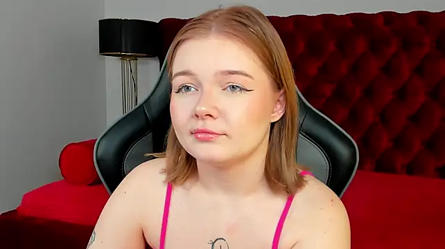 ElinaVale's Live XXX Chat