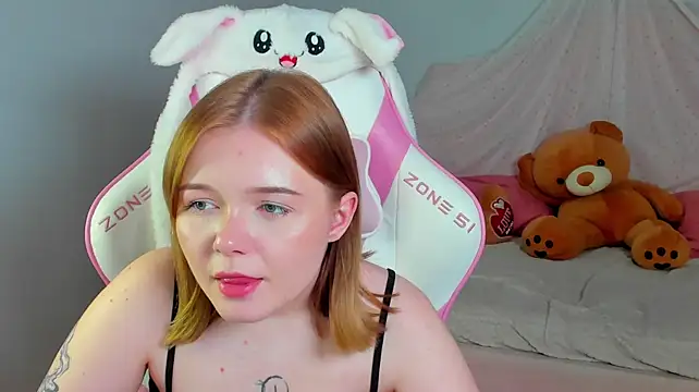 ElinaVale's Webcam Show