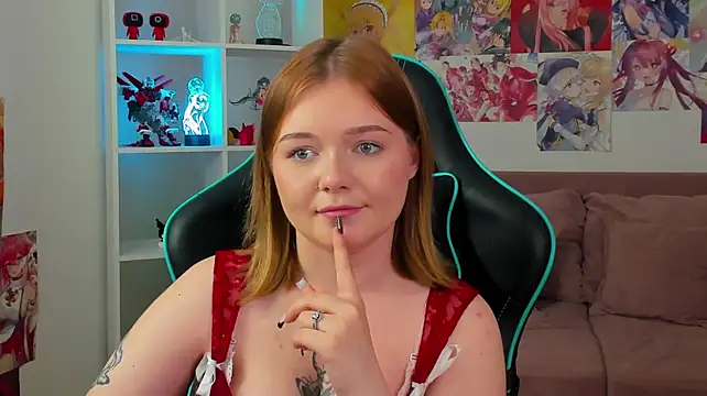 Chat +18 de ElinaVale ao vivo