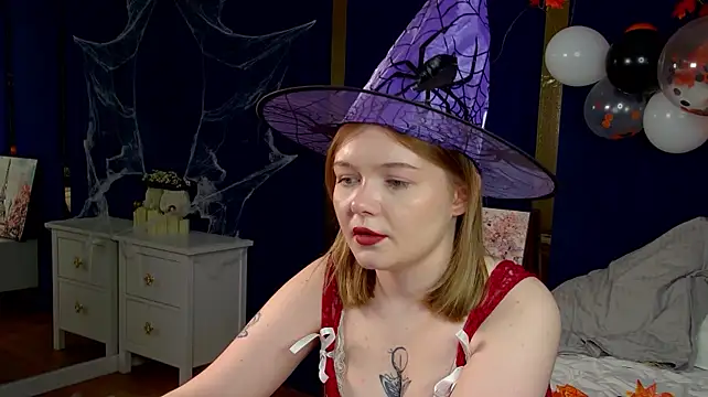 ElinaVale's Webcam Show