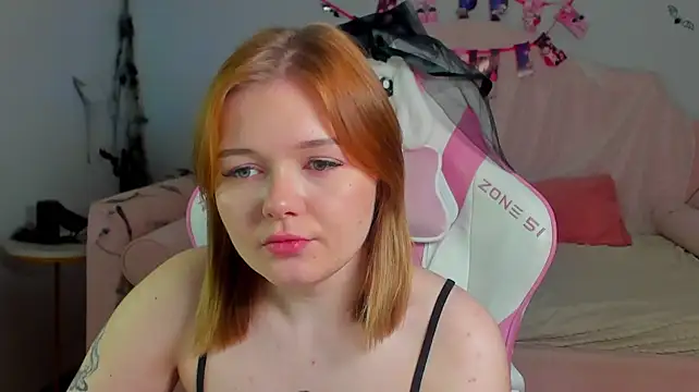 ElinaVale Webcam-Show