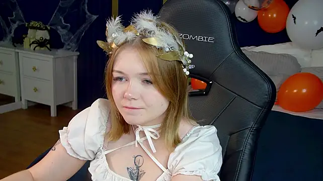 ElinaVale's Webcam Show