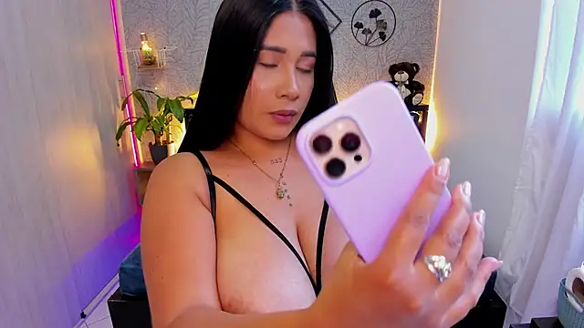 Tefavega-1 – Live XXX-chat