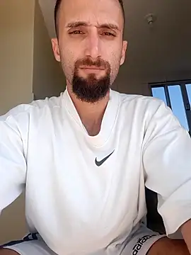 Luccareli10 Show in webcam