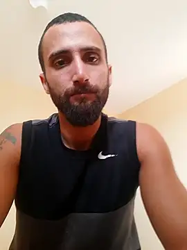 عرض كام Luccareli10