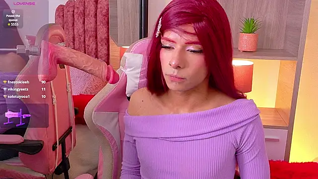 Show modela Danika_Dahl na web-kameri