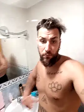 Jjkkhjfeuo Webcam show
