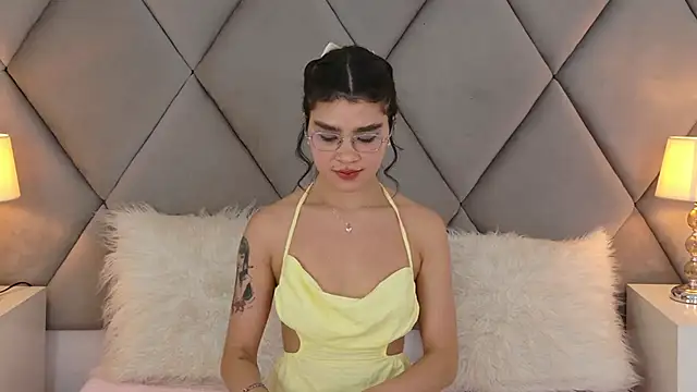 OliviaDiaz's Live XXX Chat
