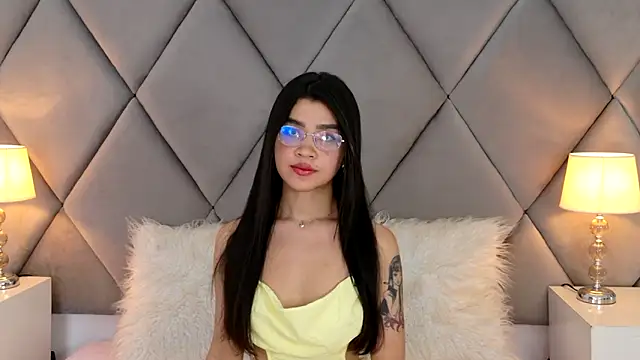 แชท XXX สดของ OliviaDiaz