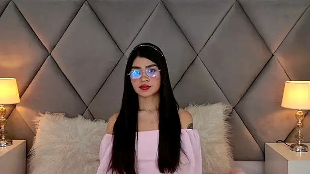 OliviaDiaz live XXX chat