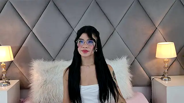 Chatroom XXX en direct de OliviaDiaz
