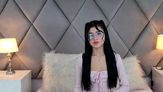 دردشة OliviaDiaz الجنسية المباشرة