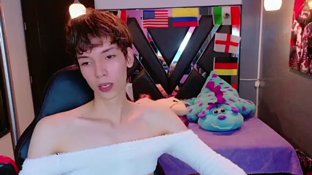 Stefany_PiInkn Webbikameraesitys