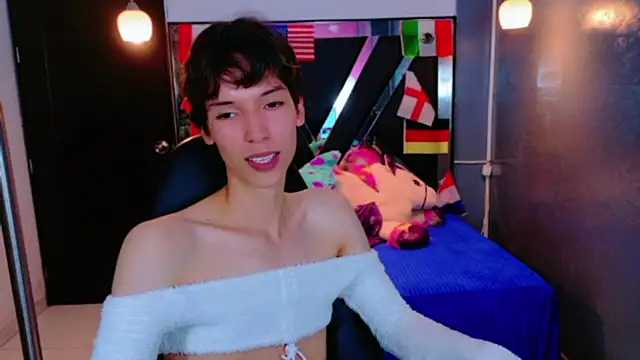Stefany_PiInk's Webcam Show