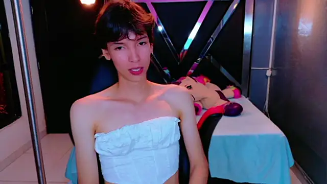 Stefany_PiInk's Webcam Show