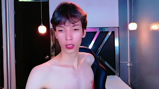 Stefany_PiInk's Webcam Show