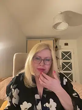 ห้องแชทสดของ JanieLight53