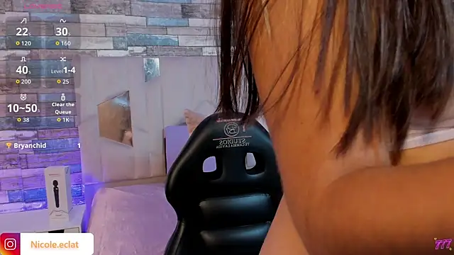 cloe_1tay élő XXX-chatje