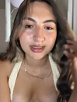 cloe_1tay Chat XXX in diretta