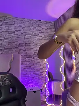 Chatroom XXX en direct de cloe_1tay