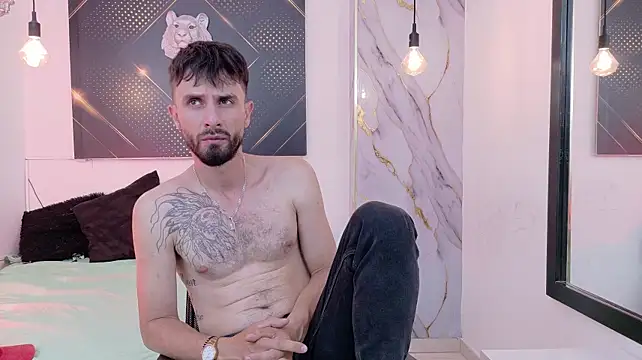 Show de KingOfTemptation na webcam