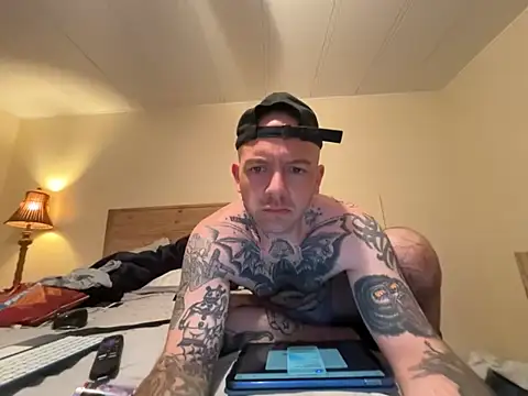 nATTi_dADDy webkamerás műsora