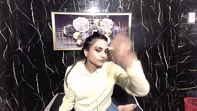 Luscious_Lexy Chat XXX in diretta