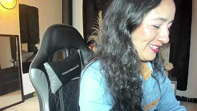 Vicky_Angeel's Live XXX Chat