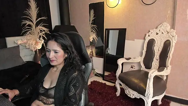 Chat +18 de Vicky_Angeel ao vivo