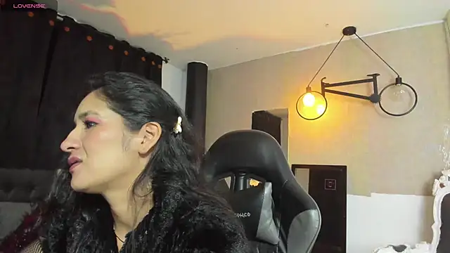 Czat XXX na żywo – Vicky_Angeel