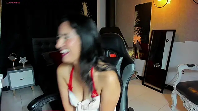 Vicky_Angeel élő XXX-chatje
