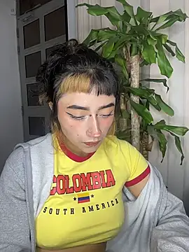 Czat XXX na żywo – baby_akuma