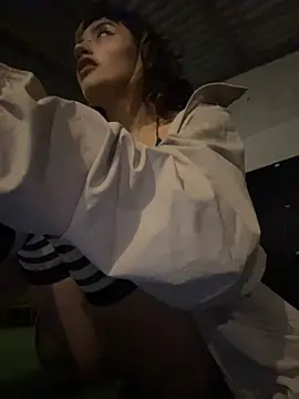baby_akuma Adlı Modelin Canlı XXX Sohbeti