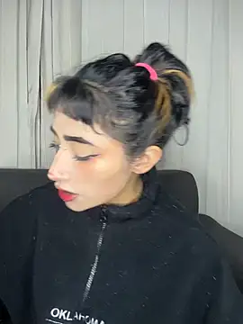 baby_akuma's Live XXX Chat