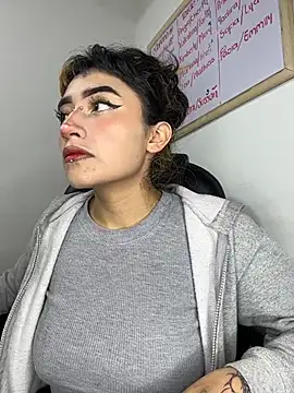baby_akuma Chat XXX live