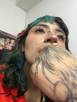 baby_akuma's Live XXX Chat