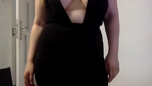 Show modela MiaFly06 na web-kameri