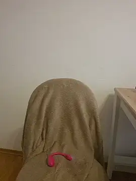 MiaFly06's Live XXX Chat