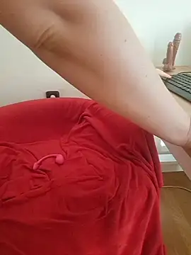 Show modela AnticAmbience na web-kameri