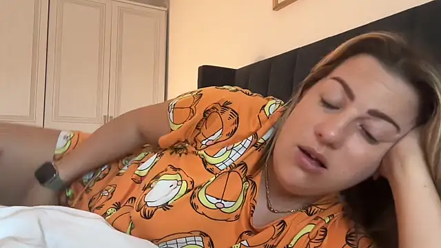 Chat +18 de MsBelleWarick ao vivo